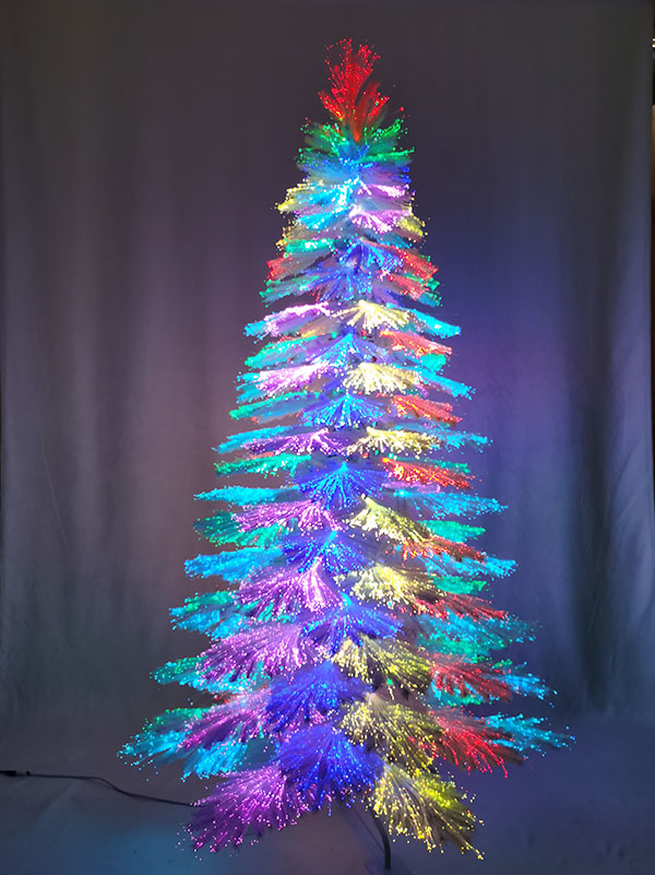 7.5ft Thousand points of lights memory tree